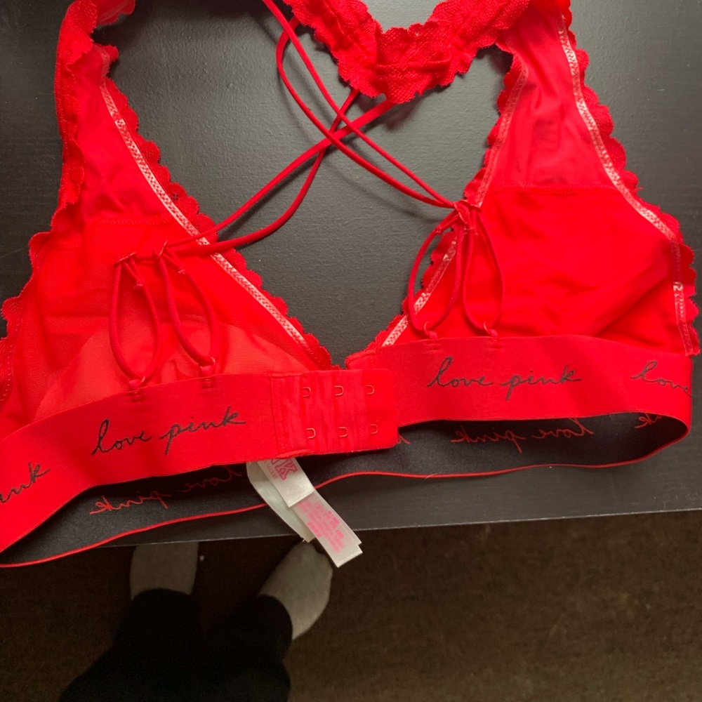 PINK bra - Picture 2 of 4